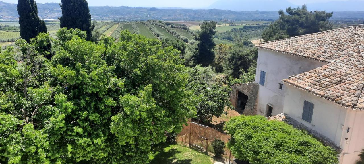 Tenuta Coppa Zuccari Читта-Сант'Анджело Екстер'єр фото
